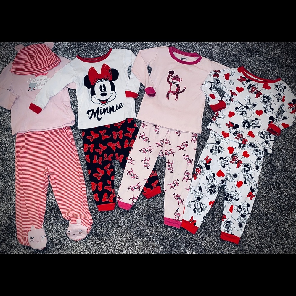 Girl long sleeved pajama bundle